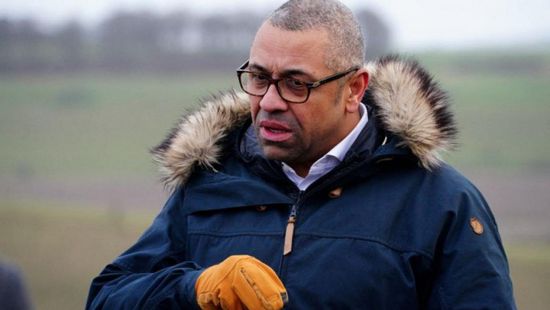 بريطانيا: تسليح أوكرانيا أسرع طريق لتحقيق السلام