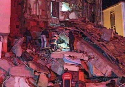 زلزال تركيا يدمر المباني بسوريا
