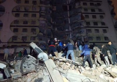 النواب اللبناني يعزي في ضحايا زلزالي تركيا وسوريا