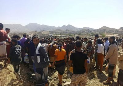 ردفان تودع الشهيدين بارجيلة والعلياني بأسى شعبي