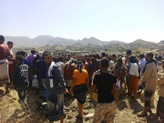 ردفان تودع الشهيدين بارجيلة والعلياني بأسى شعبي