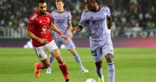 الريال يقسو على الأهلي برباعية