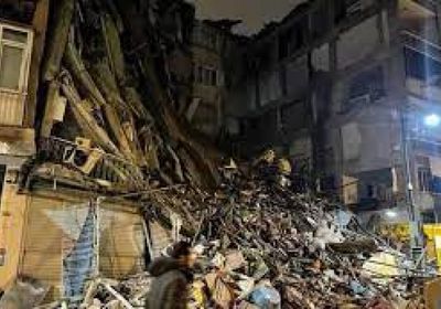 انهيار مبنى جديد في سوريا وأنباء عن ضحايا