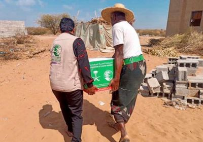 "سلمان للإغاثة" يوزع 959 سلة غذاء على المستفيدين في حجة