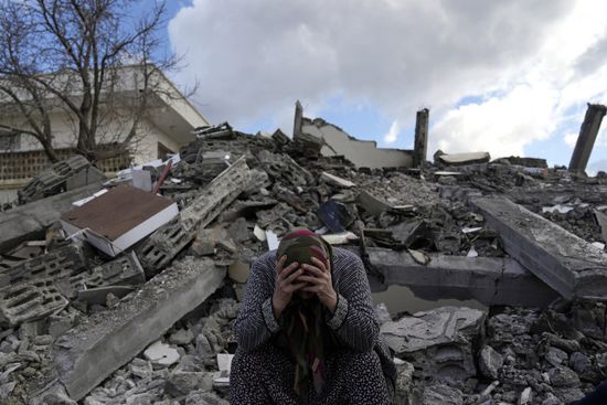 ارتفاع عدد ضحايا زلزال تركيا وسوريا إلى أكثر من 25 ألف قتيل