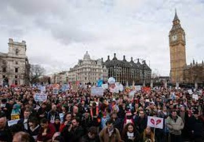 ضبط 3 أشخاص خلال تظاهرة ضد اللجوء بالمملكة المتحدة