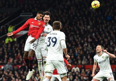 فوز مثير لليونايتد على ليدز بالدوري الإنجليزي