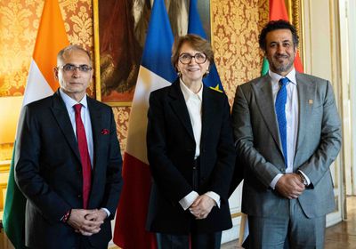 تعاون فرنسي إماراتي في مجال التجارة والاقتصاد