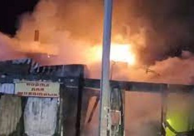 حريق ضخم بالقرب من معهد للأجهزة الدقيقة بموسكو