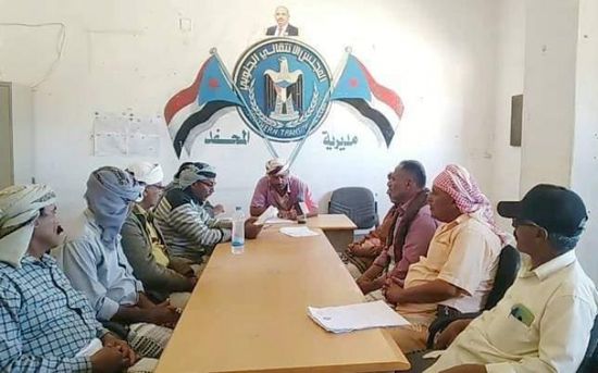 انتقالي المحفد يستعرض تقارير إنجازات إداراته