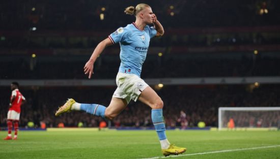 آرسنال يعيد الصدارة لمانشستر سيتي بالدوري الإنجليزي