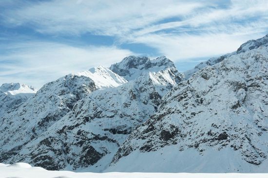 ارتفاع قتلى الانهيارات الجليدية في طاجيكستان