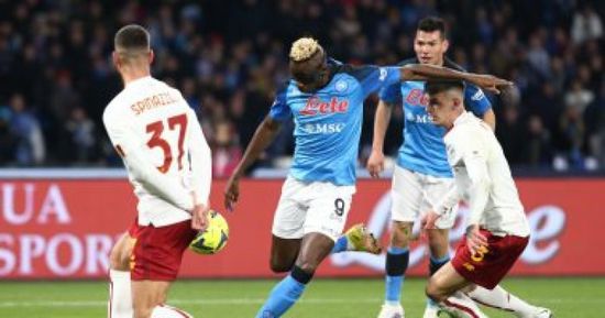 نابولي في اختبار صعب أمام ساسولو