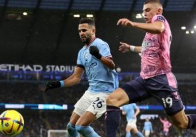 السيتي يتمسك بالصدارة في مواجهة نوتينجهام