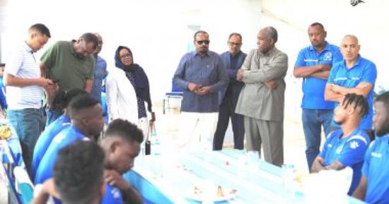 رصد مكافآت ضخمة للاعبي الهلال للفوز على الأهلي