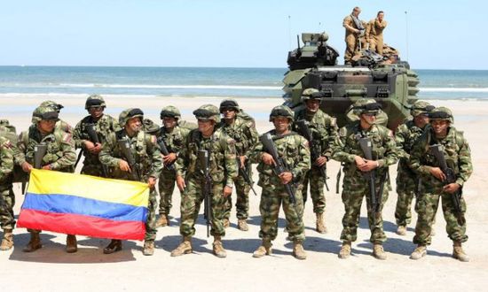 الرئيس الكولومبي يتهم جيش التحرير الوطني بالتخريب