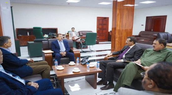 محافظ عدن يثمن دور السلطة القضائية بإنفاذ القانون