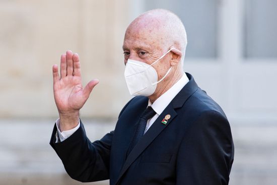 الرئيس التونسي يؤكد ضرورة محاسبة الفاسدين