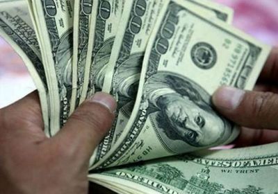الدولار الأمريكي يبقى على مستوياته السعرية بمصر