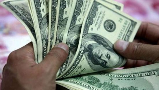 الدولار الأمريكي يبقى على مستوياته السعرية بمصر
