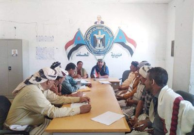 انتقالي المحفد يستنكر تصريحات العليمي واستهدافه للجنوب