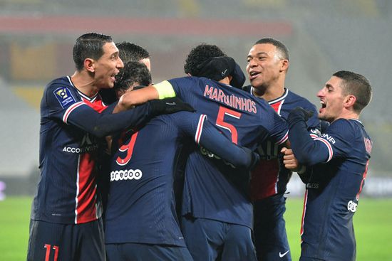 سان جيرمان يكتسح مارسيليا بثلاثية نظيفة