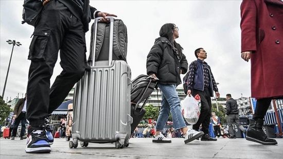 اليابان تعتزم تخفيف إجراءات الدخول للقادمين من الصين