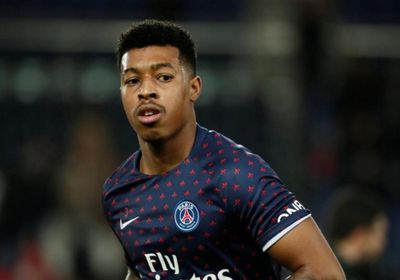 غياب كيمبمبي مدافع سان جيرمان حتى نهاية الموسم