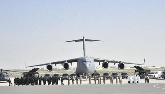 رئيس الإمارات وملك ماليزيا يشهدان تدريبات عسكرية مشتركة