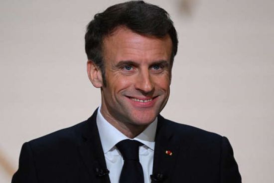 ماكرون: فرنسا ستنهي نهج استضافة قواعد لها بأفريقيا