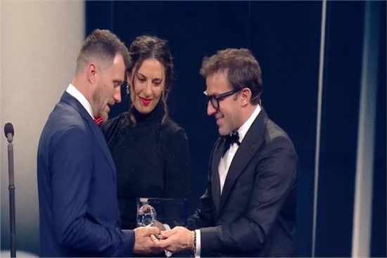 مارتشين أوليكسي يحصد جائزة بوشكاش 2022