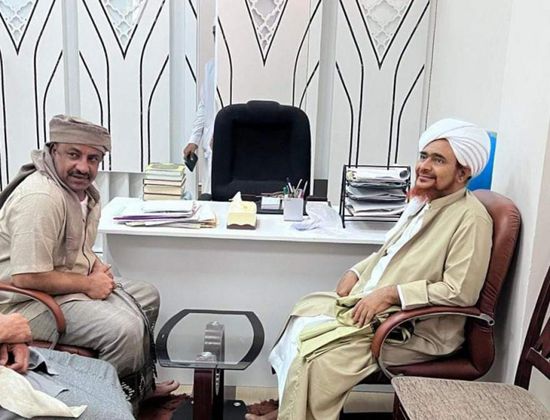 اللواء التميمي يلتقي العلامة عمر بن حفيظ