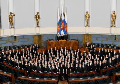 البرلمان الفنلندي يوافق على دخول البلاد لحلف شمال الأطلسي