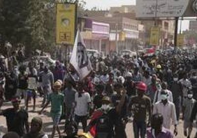 التحقيق مع ضابط شرطة قتل متظاهرًا بالسودان