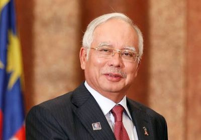 تبرئة رئيس وزراء ماليزيا الأسبق من تهم فساد