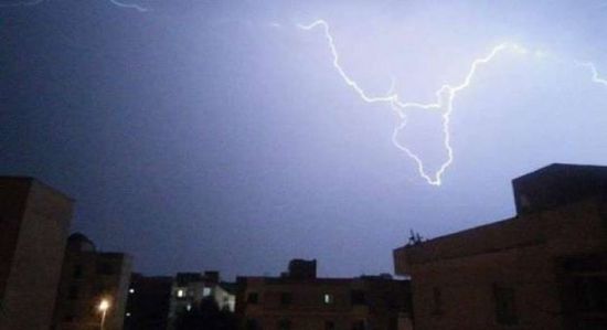 توقعات بأمطار وطقس بارد في الجنوب غدًا