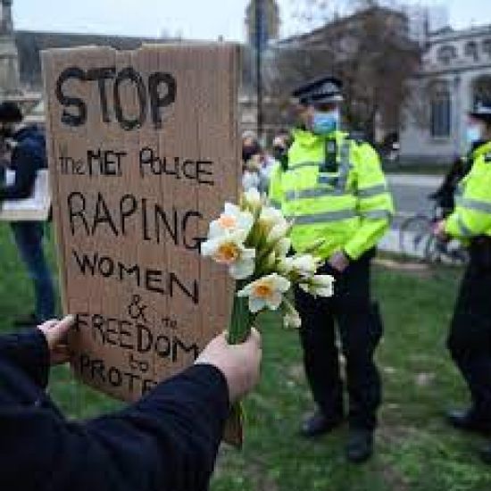 تحويل 20 شرطيًا بريطانيًا للتأديب بتهم اغتصاب