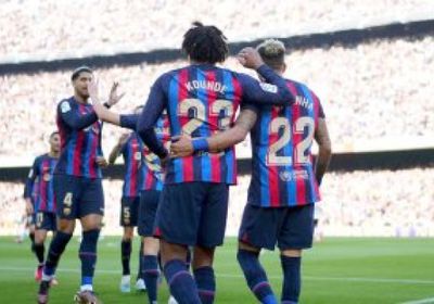 فوز صعب لبرشلونة على فالنسيا