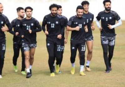 الإسماعيلي يخصم 10% من مستحقات لاعبيه