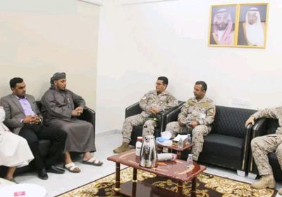 محافظ سقطرى ووفد التحالف يبحثان احتياجات القطاع الطبي