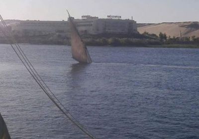 غرق مركب شراعي في نهر النيل بمصر