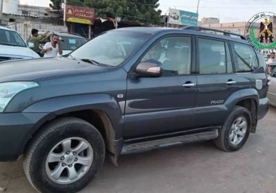 حزام لحج يسترد سيارة مسروقة من عدن