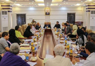 وصول سفينة بديلة عن صافر مايو المقبل