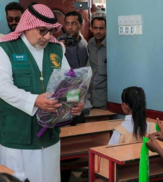 "سلمان للإغاثة" يعيد تأهيل 4 مدارس في حضرموت