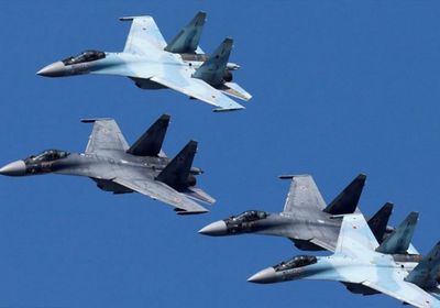 طهران توقع عقد اتفاق لشراء أسلحة سوخري من روسيا