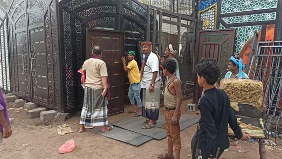 نقل ورش حديد بشارع الـ90 في المنصورة للمنطقة الصناعية