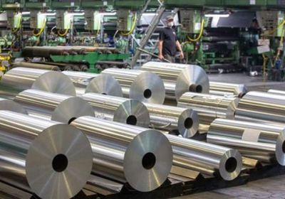 كندا تفرض عقوبات على صادرات الصلب الروسية