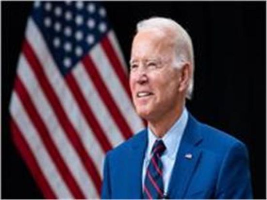 بايدن يعلن حل مشكلة بنكي سيليكون فالي وسيجنيتشر