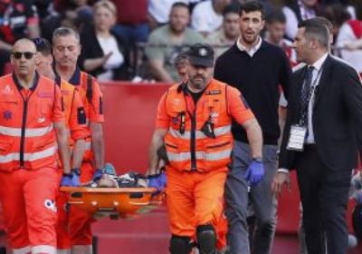 بونو يغادر المستشفى بعد إصابته بمباراة ألميريا