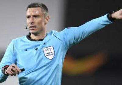 الكشف عن حكم مباراة السيتي ضد لايبزيج